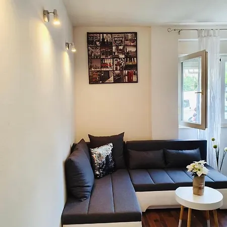 아파트 Mamas V Place 스플리트